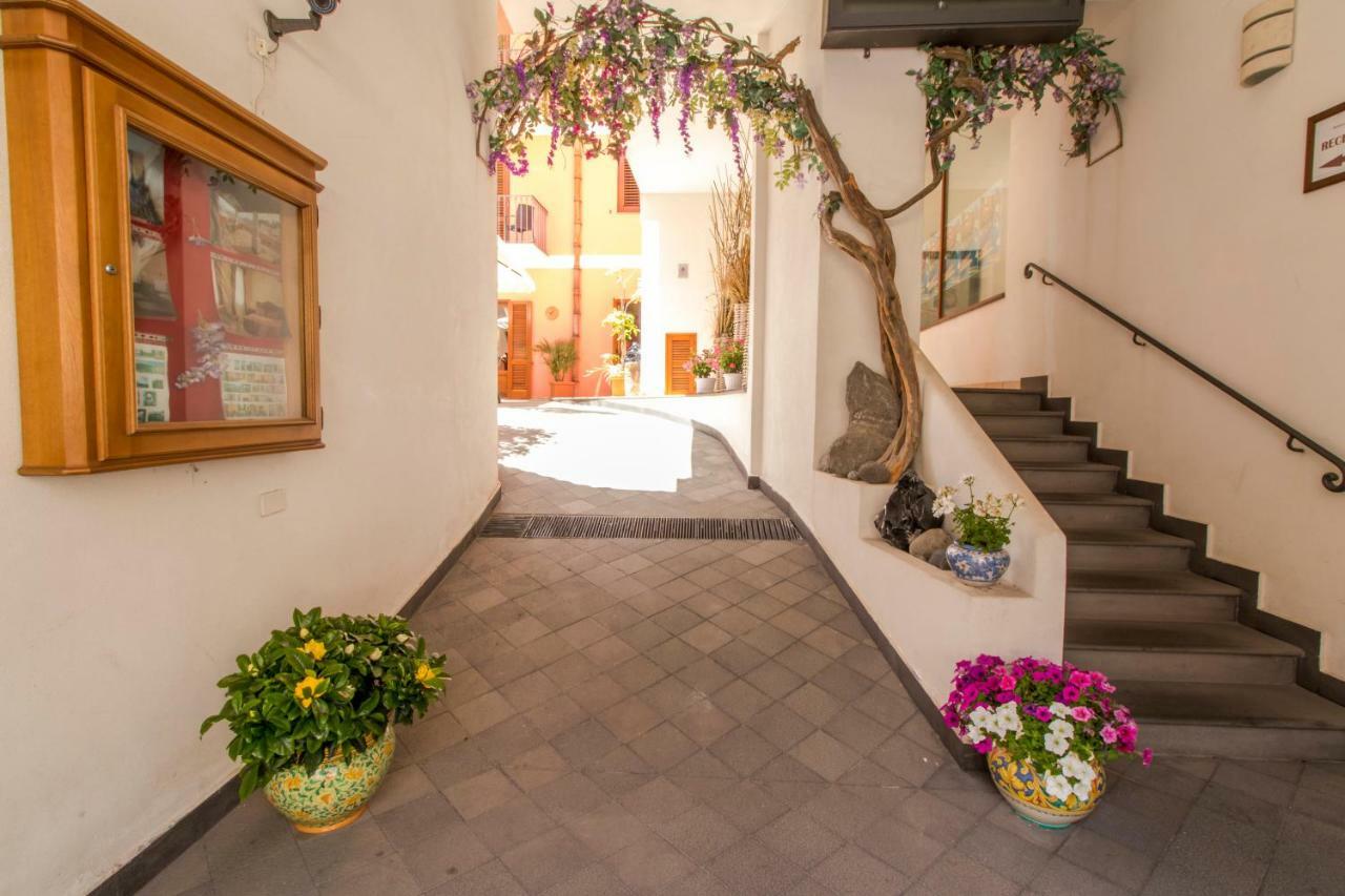 Residence Alberghiero Eolie Lipari  Exteriér fotografie